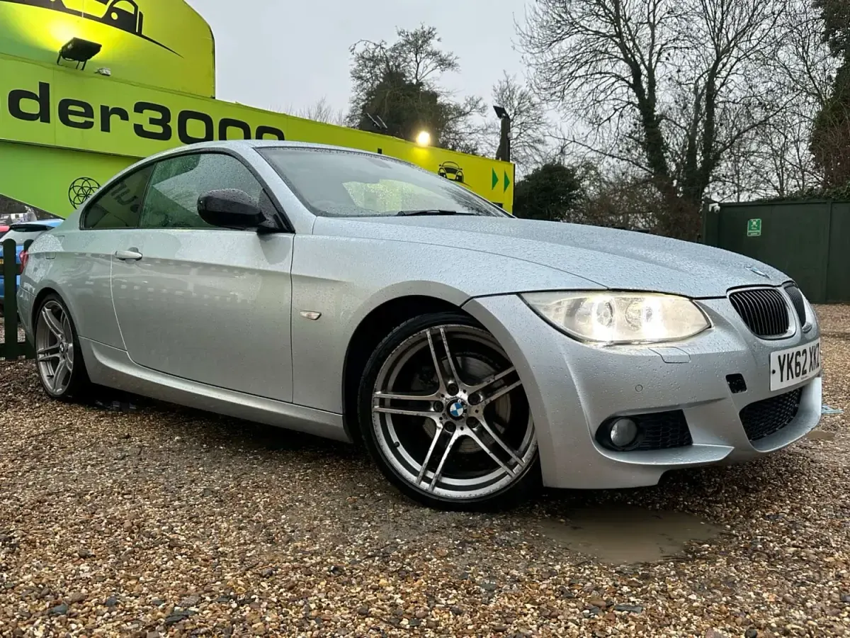 Używany BMW 320 Sport Line 2012 Niebieski Coupe