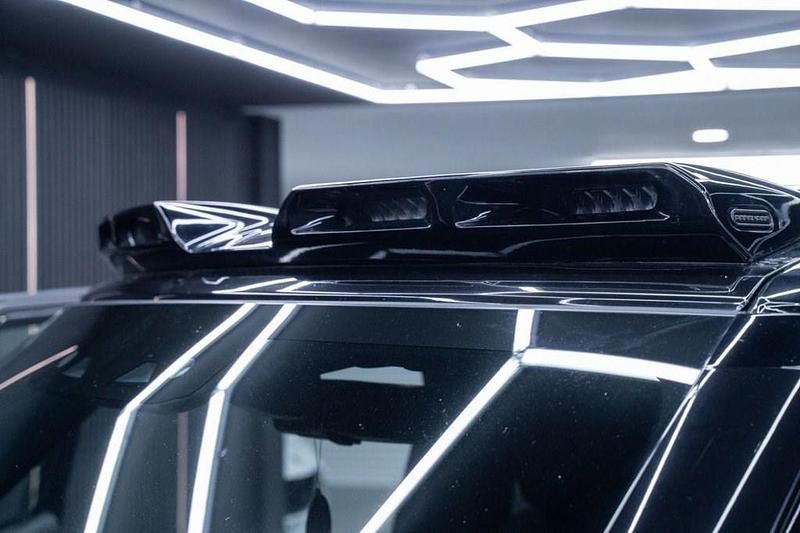 Used Land Rover Defender HSE Dynamic 300 HP (220 kW) 2021 Black SUV