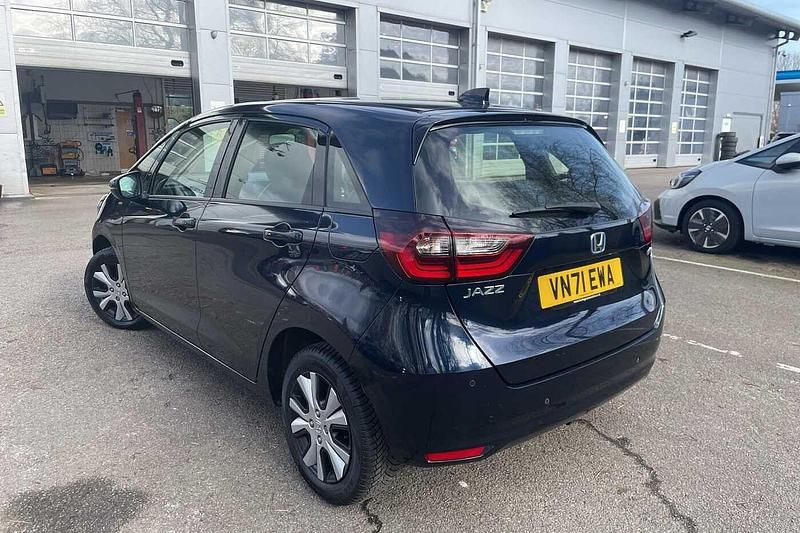 Used Honda Jazz Hybrid 109 HP (80 kW) 2022 Midnight blue beam Hatchback