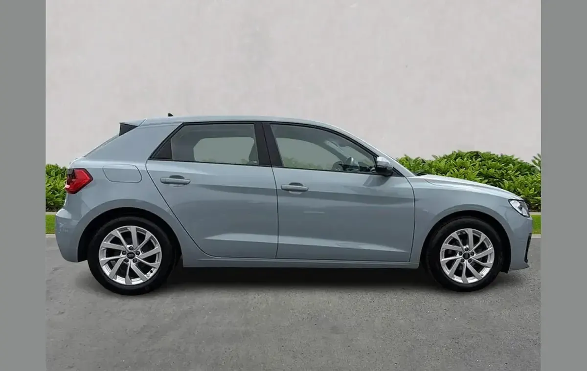 Used Audi A1 Sport 94 HP (69 kW) 2023 Grey SUV