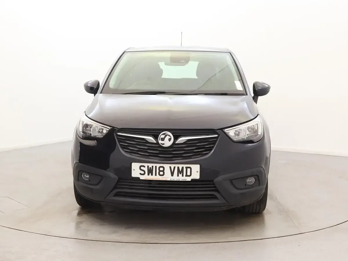 Used Vauxhall Crossland X 81 HP (59 kW) 2018 Blue SUV