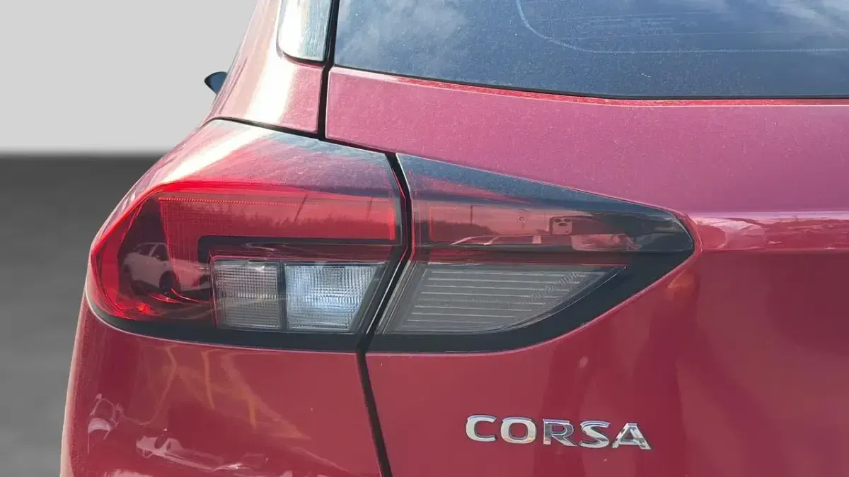 Used Vauxhall Corsa S 99 HP (72 kW) 2020 Red Hatchback