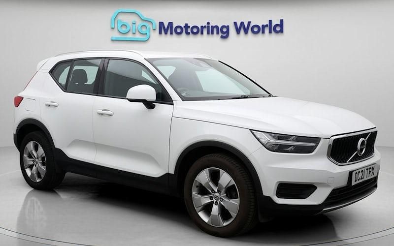 Used 2022 Volvo XC40 Momentum SUV | £20,000 (Fair price) - Image 1/4