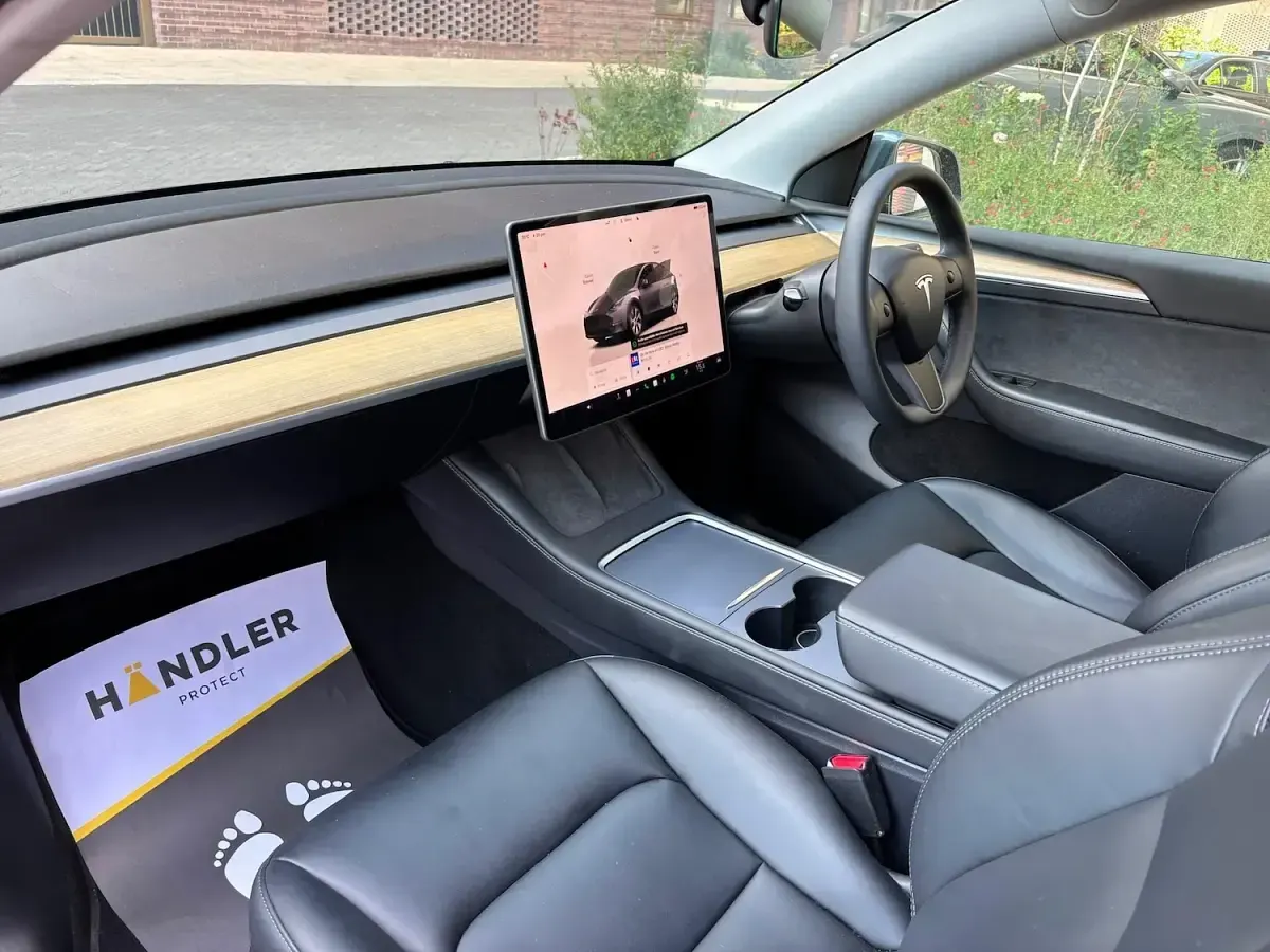 Used Tesla Model Y RWD 219 kW (299 HP) 2023 Grey SUV
