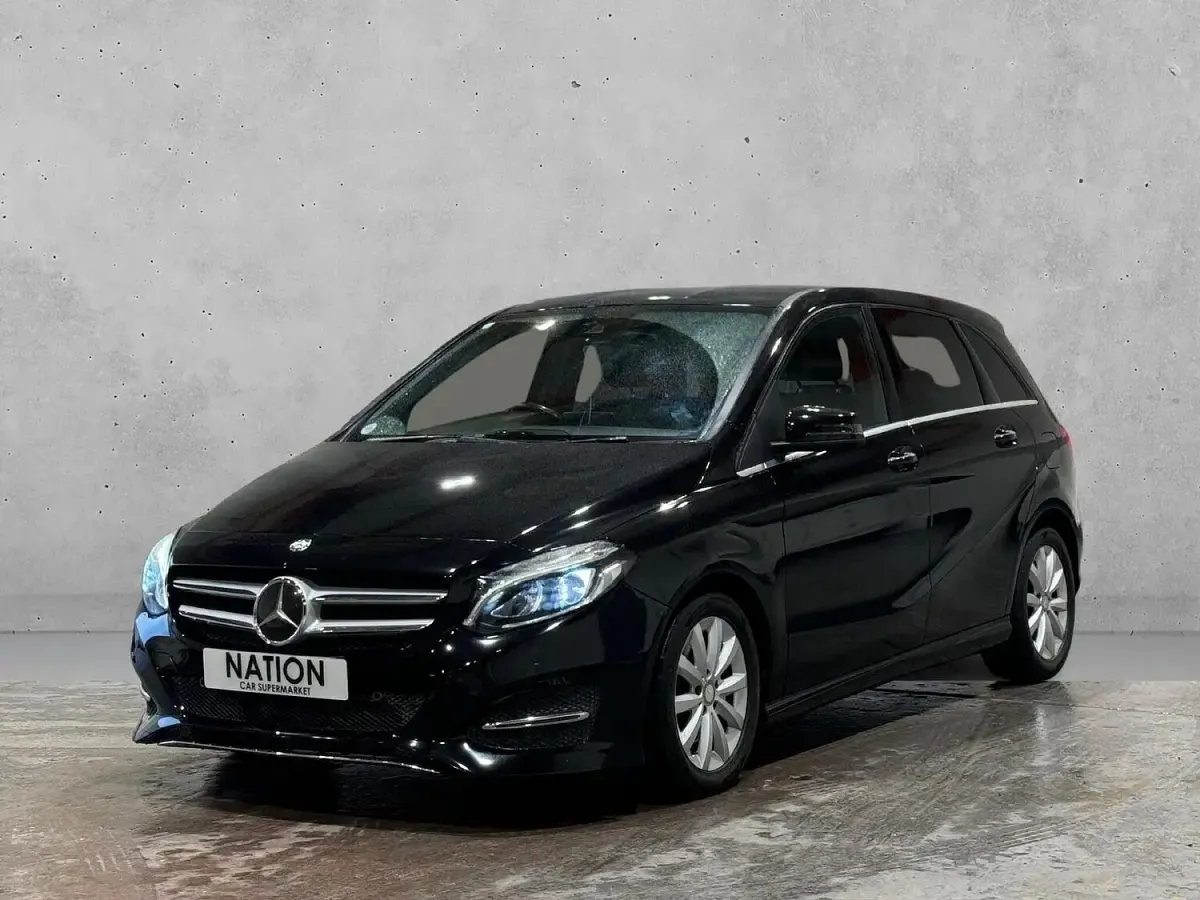 Used Mercedes B180 Premium 2014 Black Hatchback