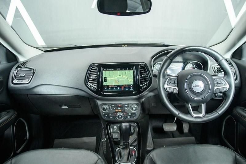 Used Jeep Compass Limited 170 HP (125 kW) 2020 White SUV