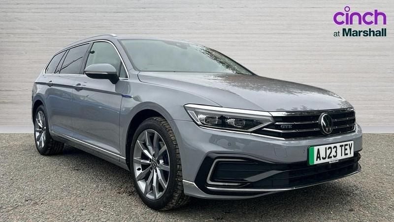 Used VW Passat Advance 218 HP (160 kW) 2023 Grey Estate