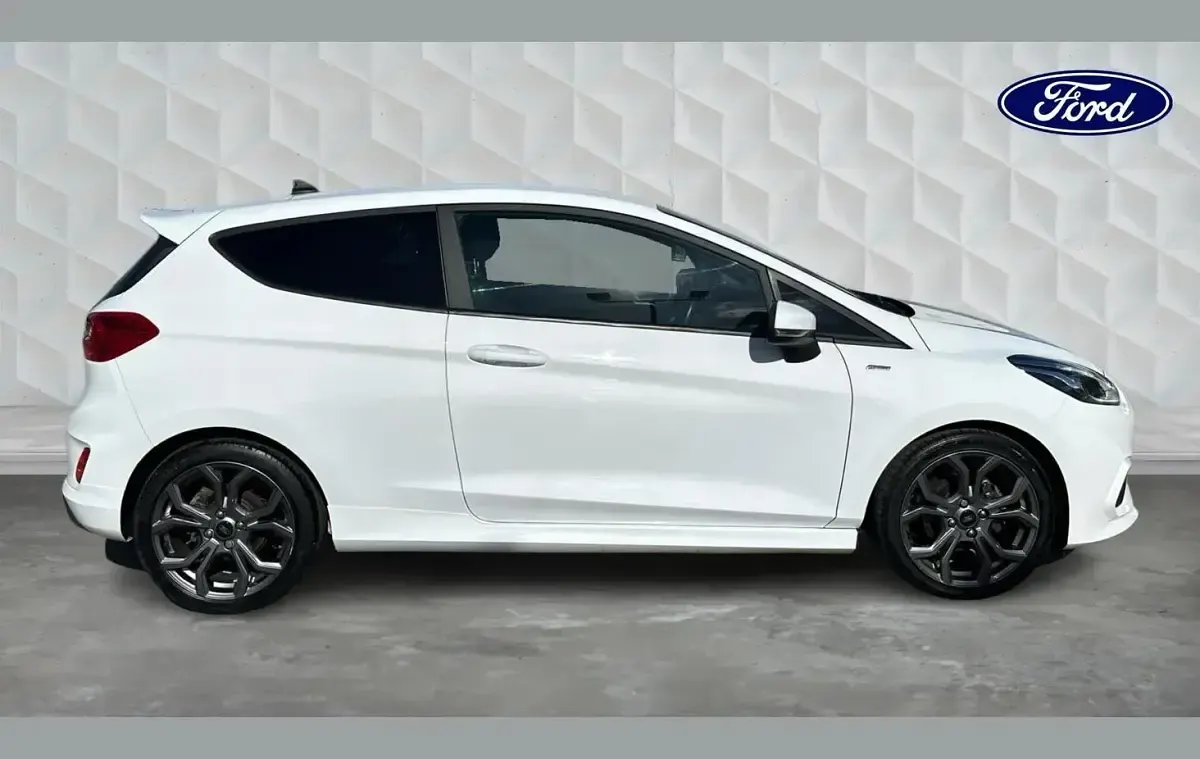 Używany Ford Fiesta ST-Line 155 KM (114 kW) 2020 Biały Hatchback