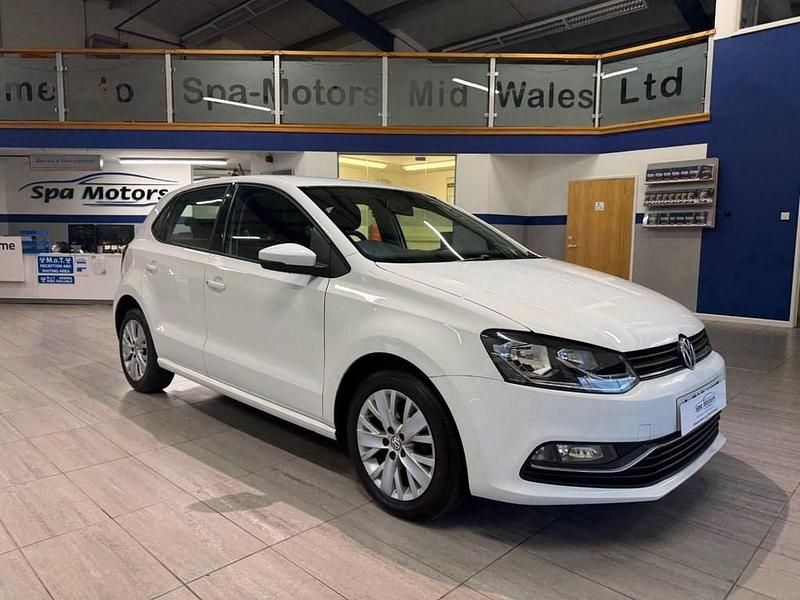 White Used 2016 VW Polo SE Hatchback | £8,490 (Fair price) - Image 1/4