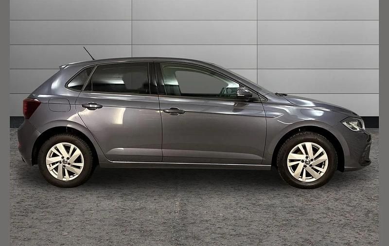Used VW Polo Life 95 HP (69 kW) 2022 Grey Hatchback