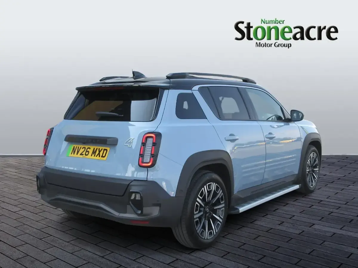 Used Renault R4 Iconic 110 kW (150 HP) 2026 Blue/black Hatchback