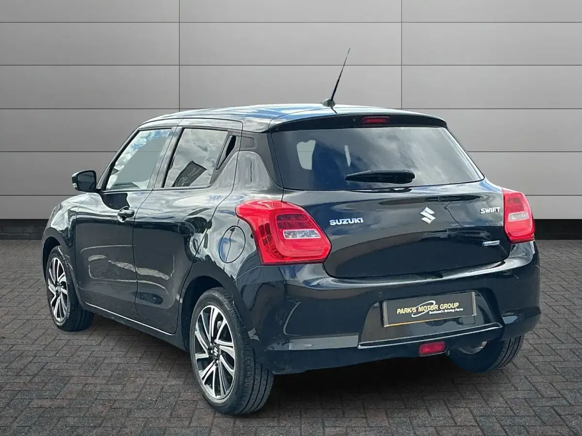 Used Suzuki Swift SZ5 83 HP (61 kW) 2022 Black Hatchback