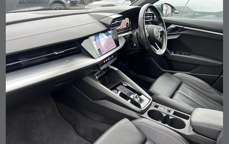 Used Audi A3 S-Line 147 HP (108 kW) 2021 White Sedan