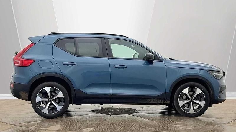 Used Volvo XC40 Ultimate 197 HP (144 kW) 2022 Blue SUV