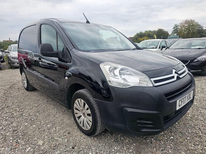 Black Used 2017 Citroën Berlingo MPV | £4,190 (Fair price) - Image 1/4