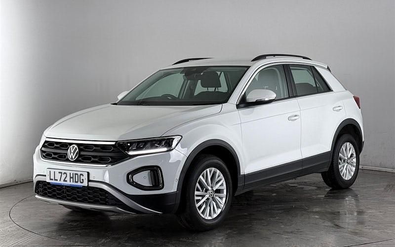 Used VW T-Roc Life 110 HP (80 kW) 2024 SUV