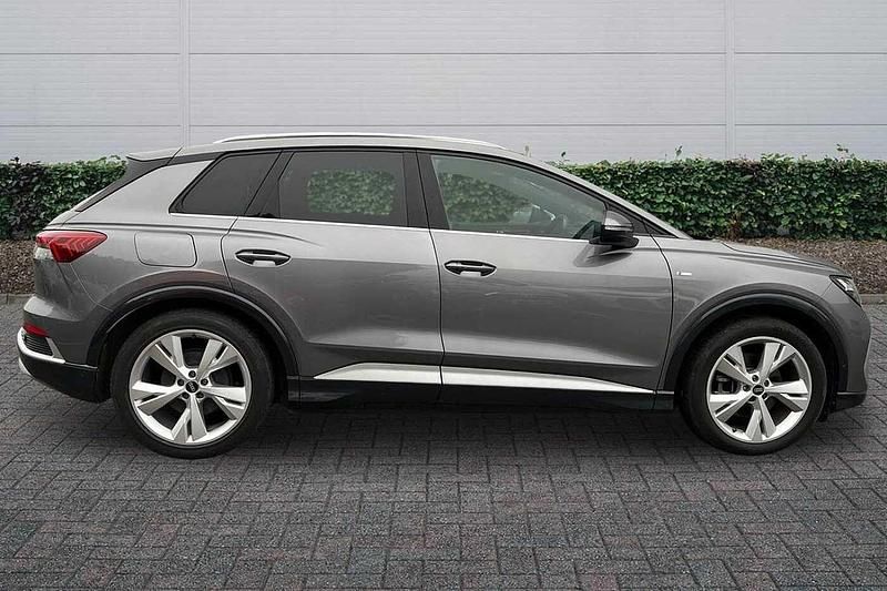 Used Audi Q4 e-tron S-Line 125 kW (170 HP) 2022 Grey SUV