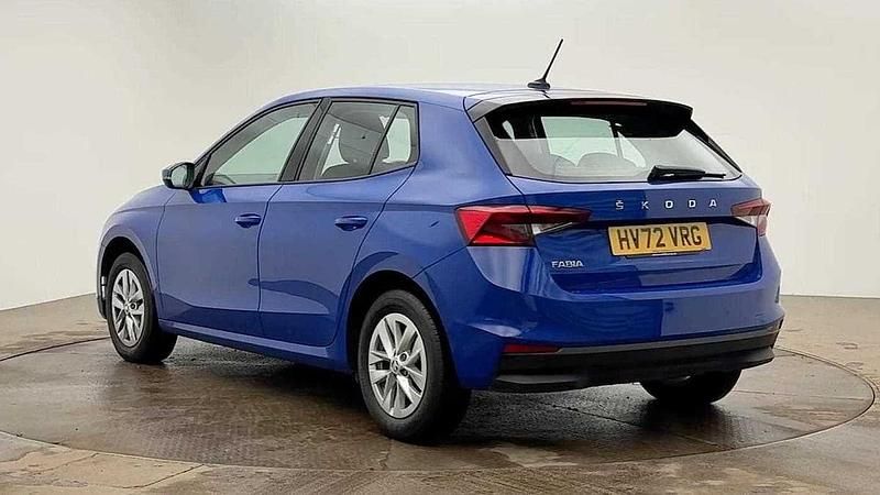 Used Skoda Fabia Comfort 59 HP (43 kW) 2022 Energy blue Hatchback