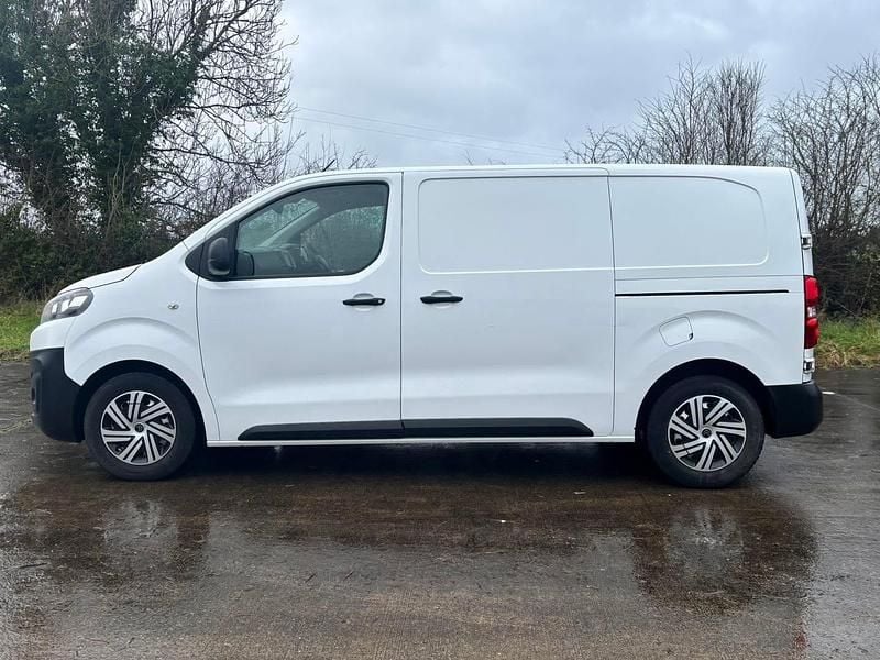 Używany Citroën Dispatch 100 KM (73 kW) 2019 Biały Minivan
