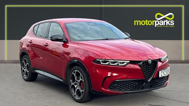 Alfa red gloss Used 2024 Alfa Romeo Tonale Premium SUV | £25,000 - Image 1/4