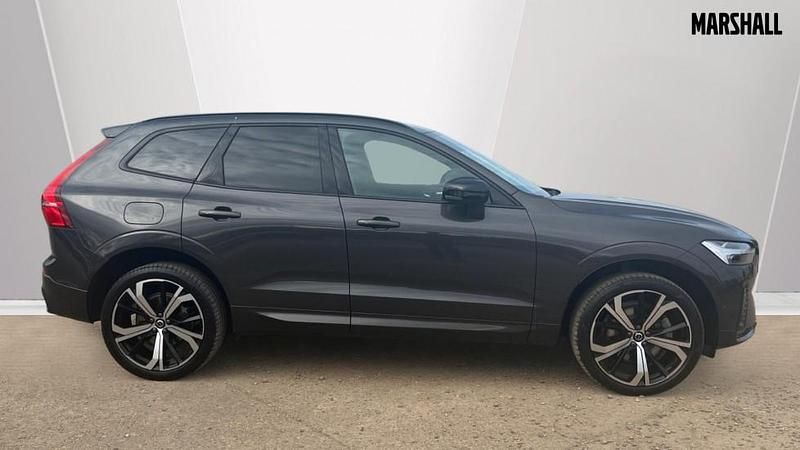 Used Volvo XC60 Ultra 250 HP (183 kW) 2025 Grey SUV