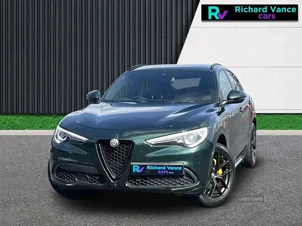 Used Alfa Romeo Stelvio Veloce 280 HP (205 kW) 2021 Green SUV