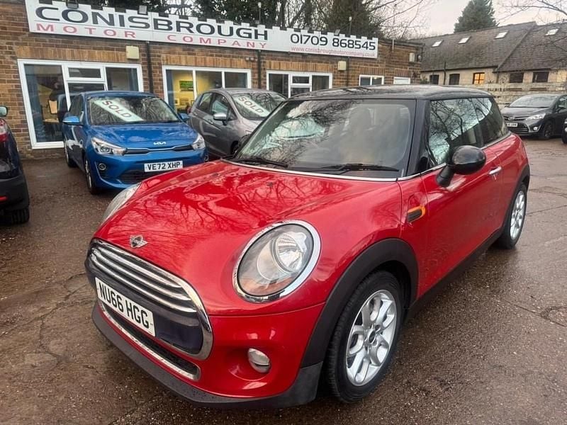 Red Used 2016 Mini Cooper Hatch Hatchback | £7,995 (Good price) - Image 1/4