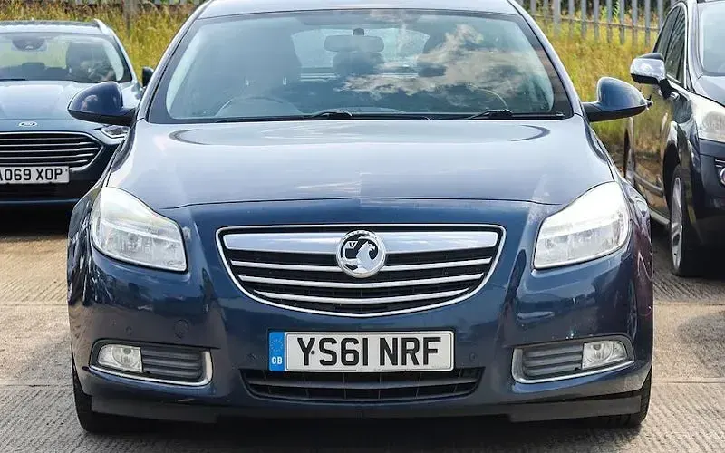 Used Vauxhall Insignia SRi 131 HP (96 kW) 2012 Hatchback