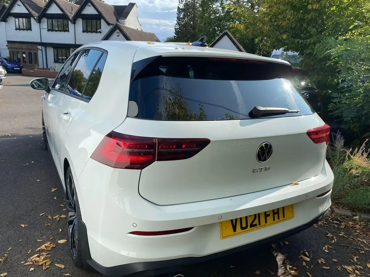 Used VW Golf VII GTD 197 HP (144 kW) 2021 White Hatchback