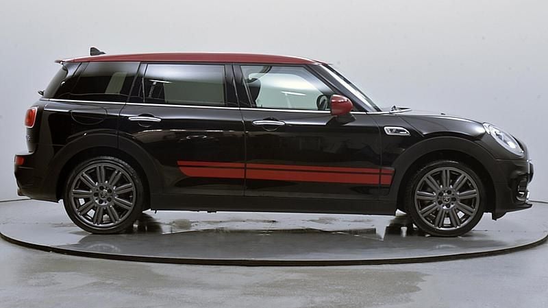 Used Mini Cooper S Clubman Exclusive 189 HP (139 kW) 2019 Black Estate