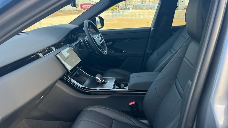 New Land Rover Range Rover evoque SE Dynamic 204 HP (150 kW) 2025 Eiger grey SUV