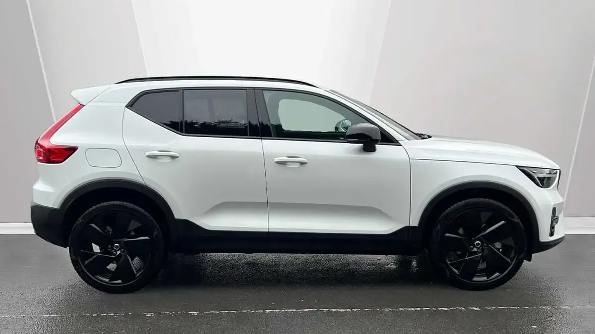 Used Volvo XC40 Plus 2025 White SUV