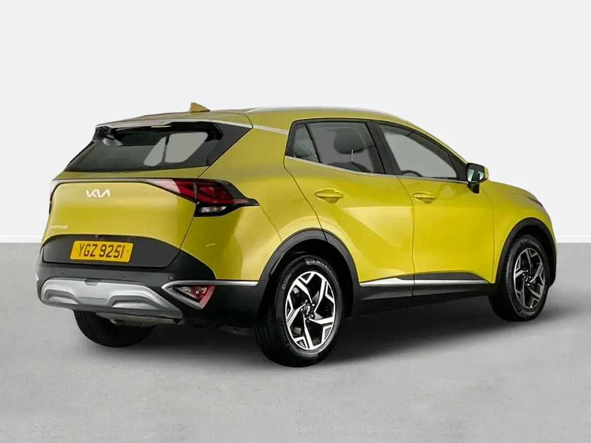 Used Kia Sportage 148 HP (108 kW) 2023 Yellow SUV