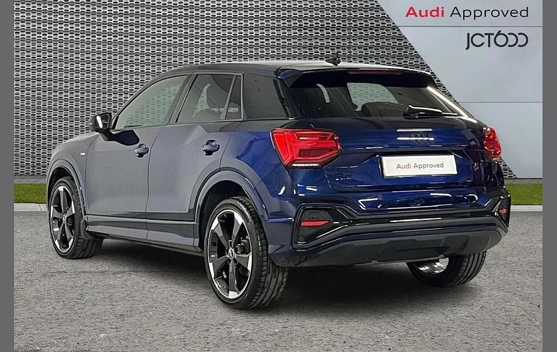 Used Audi Q2 Black Edition 147 HP (108 kW) 2023 Blue SUV