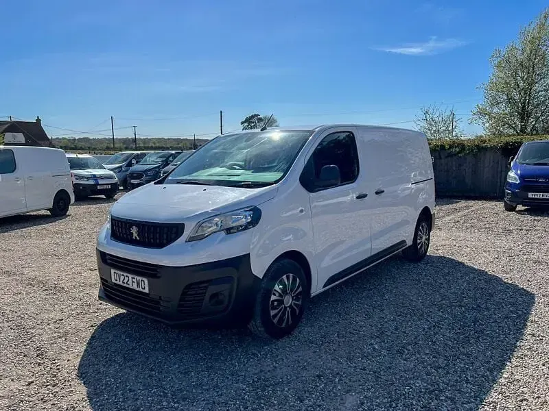 Second-hand Peugeot Expert Premium 2022 Alb Van