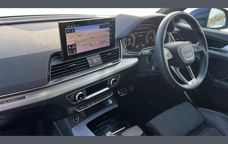 Used Audi Q5 S-Line 261 HP (191 kW) 2023 Blue SUV