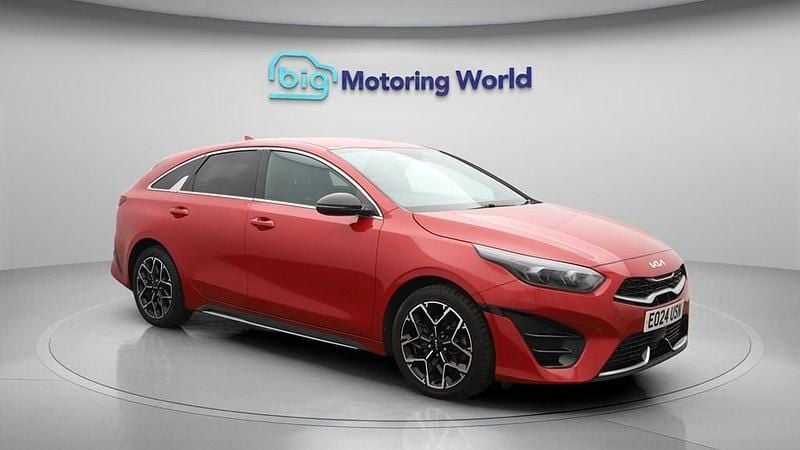 Used Kia ProCeed GT-Line 158 HP (116 kW) 2024 Red Estate