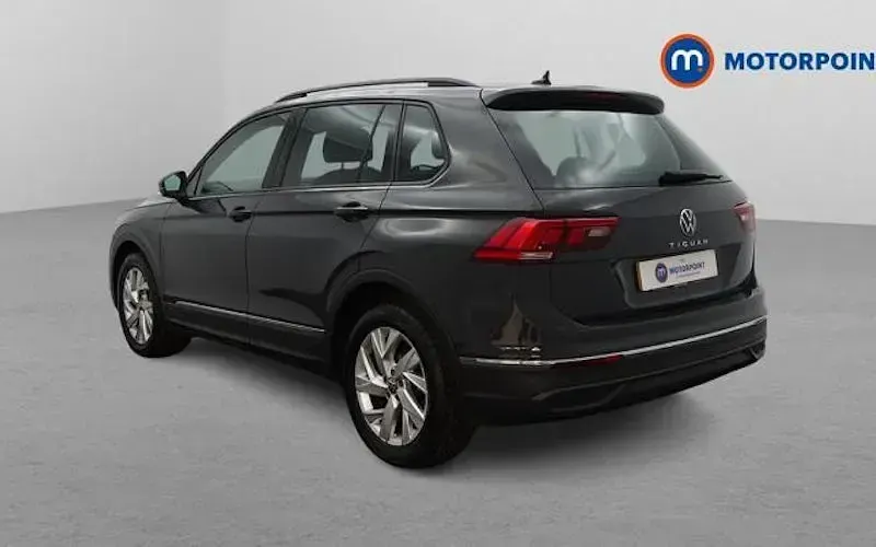 Used VW Tiguan Life 150 HP (110 kW) 2023 Grey SUV