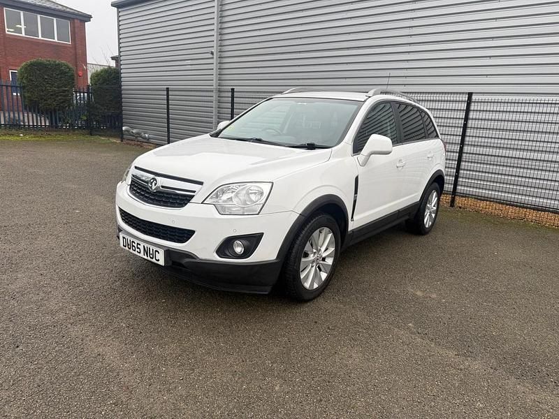 Used Vauxhall Antara S 2015 White SUV