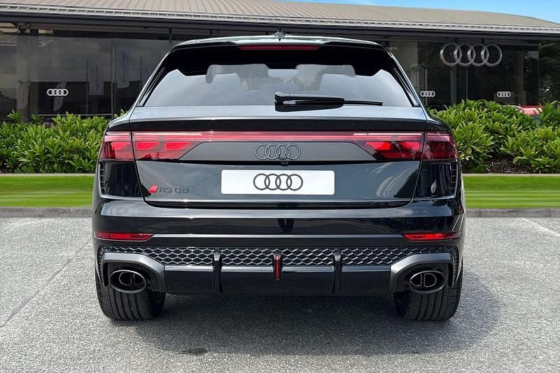 New Audi RS Q8 Performance 640 HP (470 kW) 2025 Black SUV