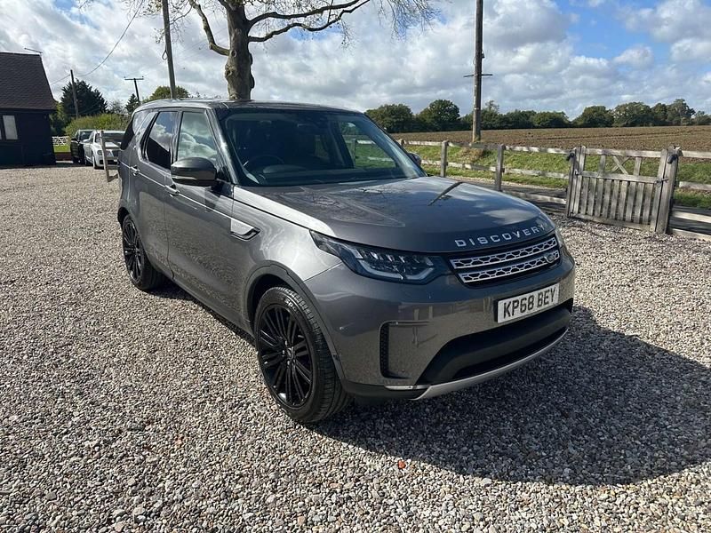 Grey Used 2018 Land Rover Discovery 5 HSE Luxury SUV | £28,950 (Fair price) - Image 1/4