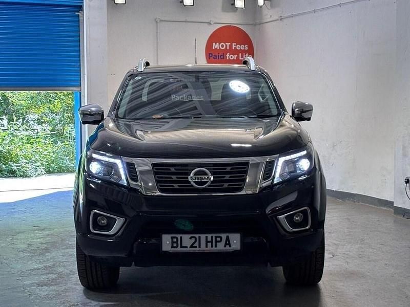 Used Nissan Navara Tekna 190 HP (139 kW) 2021 Black Pickup