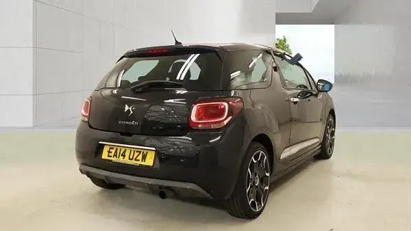 Used Citroën C1 2014 White Hatchback