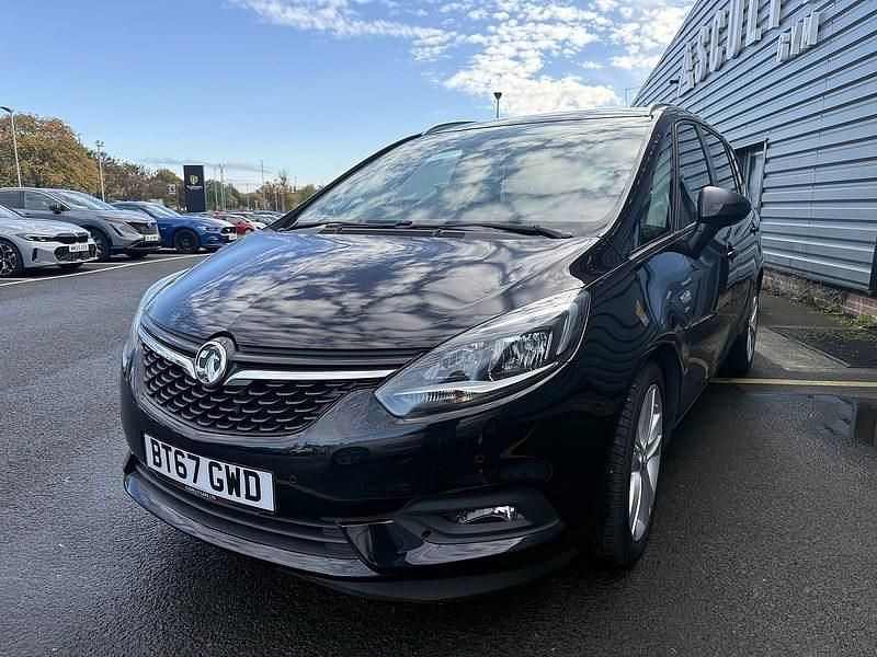 Used Vauxhall Zafira SRi 140 HP (102 kW) 2018 Black MPV