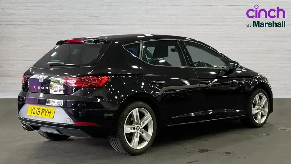 Used Seat Leon FR 130 HP (95 kW) 2019 Black
