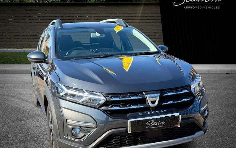 Grey Used 2022 Dacia Sandero Prestige Hatchback | £13,990 (Fair price) - Image 1/4