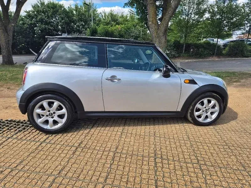 Used Mini Cooper D 110 HP (80 kW) 2008 Silver Hatchback
