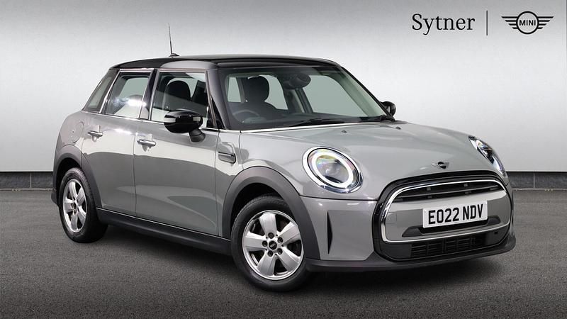 Used Mini Cooper Classic 134 HP (98 kW) 2022 Grey Hatchback
