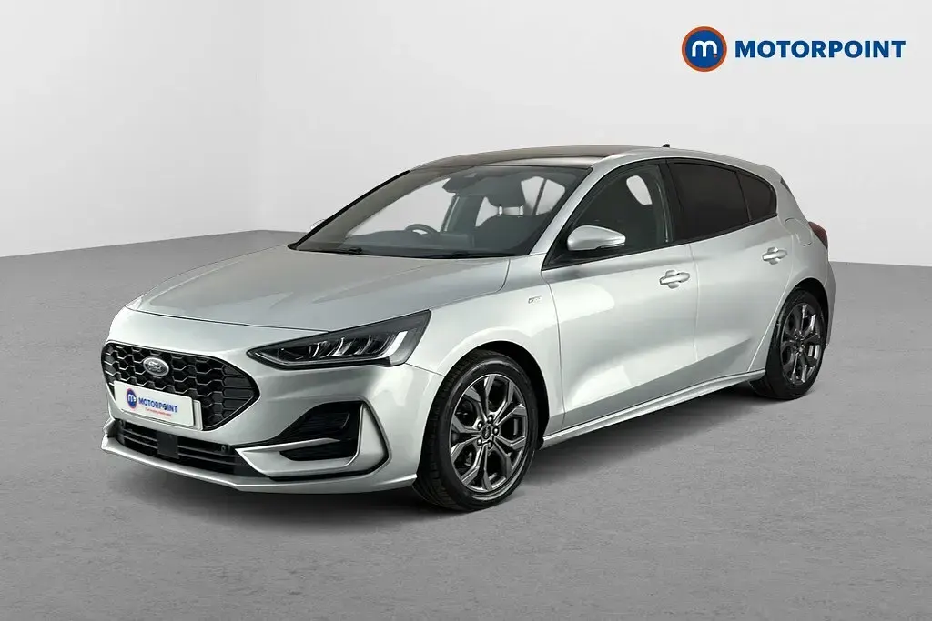 Used Ford Focus ST-Line 125 HP (91 kW) 2022 Silver Hatchback