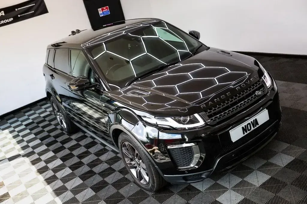 Used Land Rover Range Rover evoque Landmark 180 HP (132 kW) 2018 Black Estate